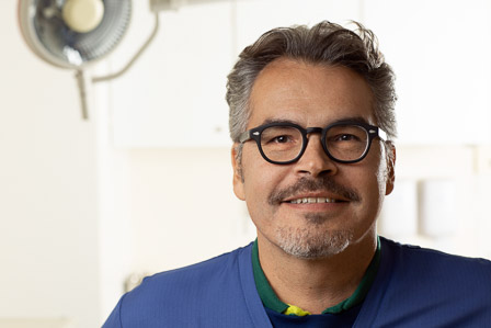 Felix Meneses, med. vet. DECVDI